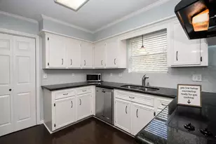 12114 Westmere Dr, Houston, TX 77077 - Photo 16