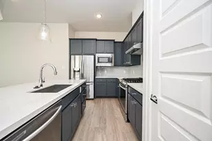 651 Press St, Houston, TX 77020 - Photo 6