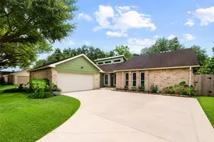 21403 Park Bluff Dr, Katy, TX 77450 - Photo 2