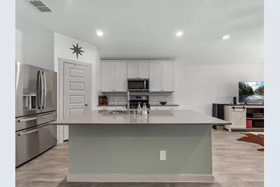 634 Thunder Cloud Drive, Baytown, TX 77523 - Photo 8