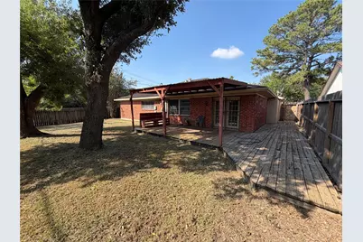 7202 Deep Forest Drive, Houston, TX 77088 - Photo 20
