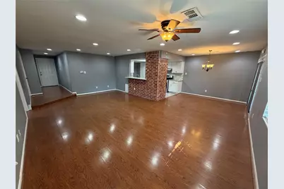 7202 Deep Forest Drive, Houston, TX 77088 - Photo 6