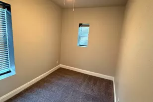 4630 Woodside St, Houston, TX 77023 - Photo 6