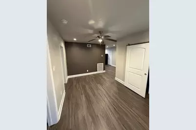 4630 Woodside Street #1, Houston, TX 77023 - Photo 2