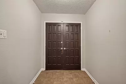 16451 Cavendish Drive, Houston, TX 77059 - Photo 6