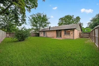16451 Cavendish Drive, Houston, TX 77059 - Photo 28