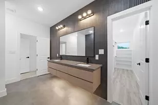 7827 Brandon St, Houston, TX 77051 - Photo 30