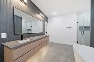 7827 Brandon St, Houston, TX 77051 - Photo 28