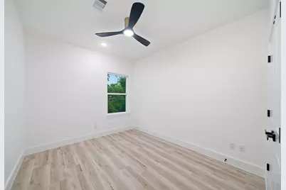 7827 Brandon Street #A/B, Houston, TX 77051 - Photo 20