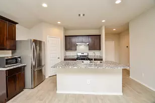 1611 Crystal Fawn Ct, Richmond, TX 77469 - Photo 6