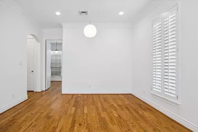 3234 Pemberton Circle Drive, Houston, TX 77025 - Photo 6