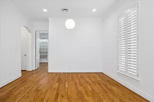 3234 Pemberton Cir Dr, Houston, TX 77025 - Photo 6