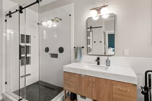 1722 Aden Mist Dr, Houston, TX 77003 - Photo 4