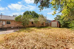 1911 Manila Ln, Houston, TX 77043 - Photo 36