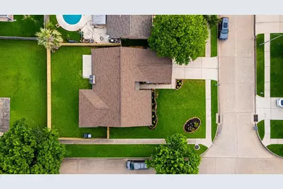 2503 Buffalo Trail, Sugar Land, TX 77479 - Photo 2