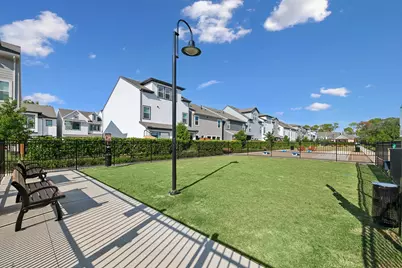 16015 Hayes Park Drive, Houston, TX 77079 - Photo 20