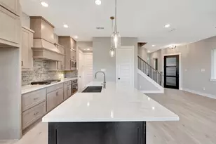 16015 Hayes Pk Dr, Houston, TX 77079 - Photo 24