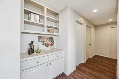 49 Briar Hollow Lane Lane #1004, Houston, TX 77027 - Photo 14