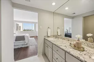 49 Briar Hollow Ln Ln, Houston, TX 77027 - Photo 18