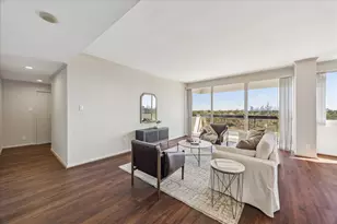 49 Briar Hollow Ln Ln, Houston, TX 77027 - Photo 4