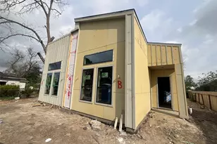 944 Lucky St, Houston, TX 77088 - Photo 2