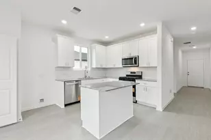 415 Ruby Frd Dr, Baytown, TX 77523 - Photo 8