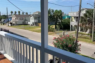 1824 Biovu Dr, Galveston, TX 77551 - Photo 22
