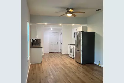 1824 Biovu Drive, Galveston, TX 77551 - Photo 6