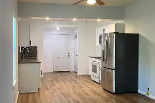 1824 Biovu Dr, Galveston, TX 77551 - Photo 6
