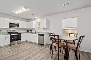 970 Cedar Point Dr, Livingston, TX 77351 - Photo 12