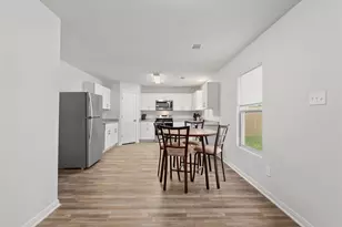 970 Cedar Point Dr, Livingston, TX 77351 - Photo 10