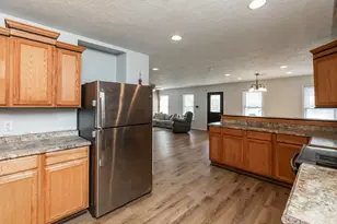 3748 Grant Ave, Groves, TX 77619 - Photo 10
