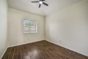7002 Plaza Del Sol Dr, Houston, TX 77083 - Photo 18
