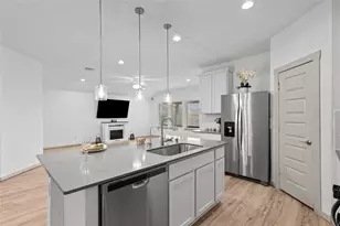 13332 Silver Egret Ln Ln, La Marque, TX 77568 - Photo 18