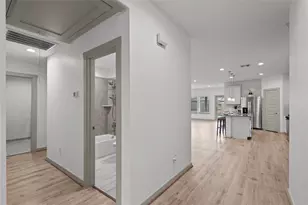 13332 Silver Egret Ln Ln, Texas City, TX 77568 - Photo 10