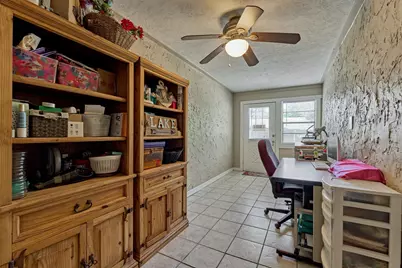 39 Regency Point, Conroe, TX 77356 - Photo 12