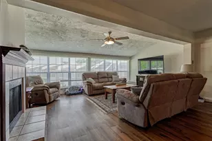 39 Regency Pt, Conroe, TX 77356 - Photo 16
