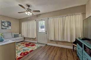 39 Regency Pt, Conroe, TX 77356 - Photo 6