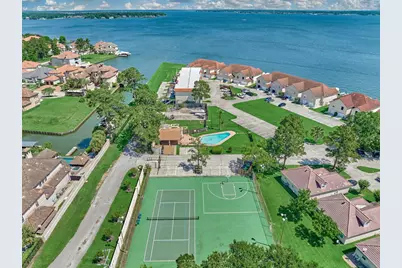 39 Regency Point, Conroe, TX 77356 - Photo 2