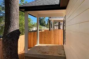 16942 W Lynbrook St, Montgomery, TX 77316 - Photo 2