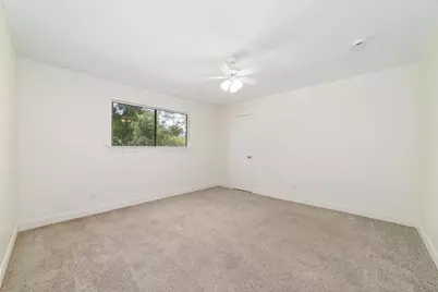 8115 Fondren Lake Drive, Houston, TX 77071 - Photo 32