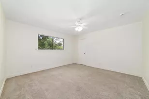 8115 Fondren Lake Dr, Houston, TX 77071 - Photo 32