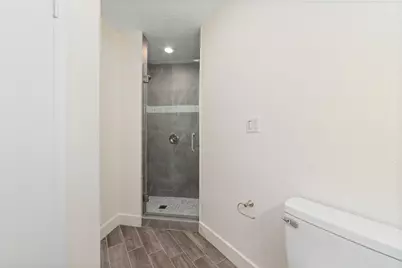 8115 Fondren Lake Drive, Houston, TX 77071 - Photo 36