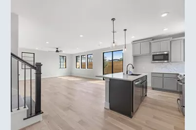 12038 Royal Oaks Banner Way, Houston, TX 77082 - Photo 14