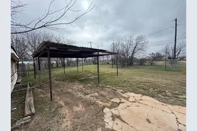 610 W Garrison Avenue, Electra, TX 76360 - Photo 18