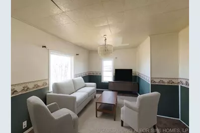 610 W Garrison Avenue, Electra, TX 76360 - Photo 4