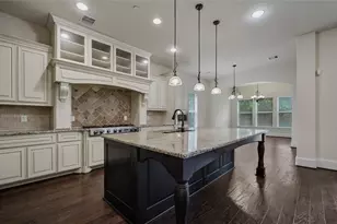 4518 Holt St, Bellaire, TX 77401 - Photo 22