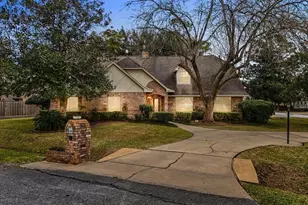 710 Bayou Crest Cir, Dickinson, TX 77539 - Photo 48