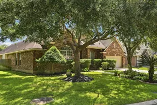 6127 Merry Pine Ct, Spring, TX 77379 - Photo 2