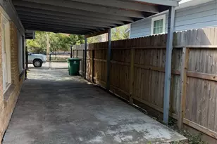 4737 Jefferson St, Houston, TX 77023 - Photo 4